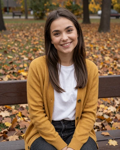 Daria, 24-year-old Russian woman from Kazan with dark brown hair in an autumn park